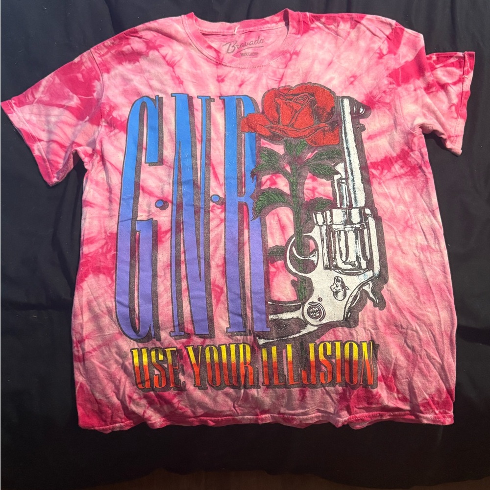 ✨ L Bravado Pink Tie-Dye Graphic Tee ✨ SALE 3 for $15!